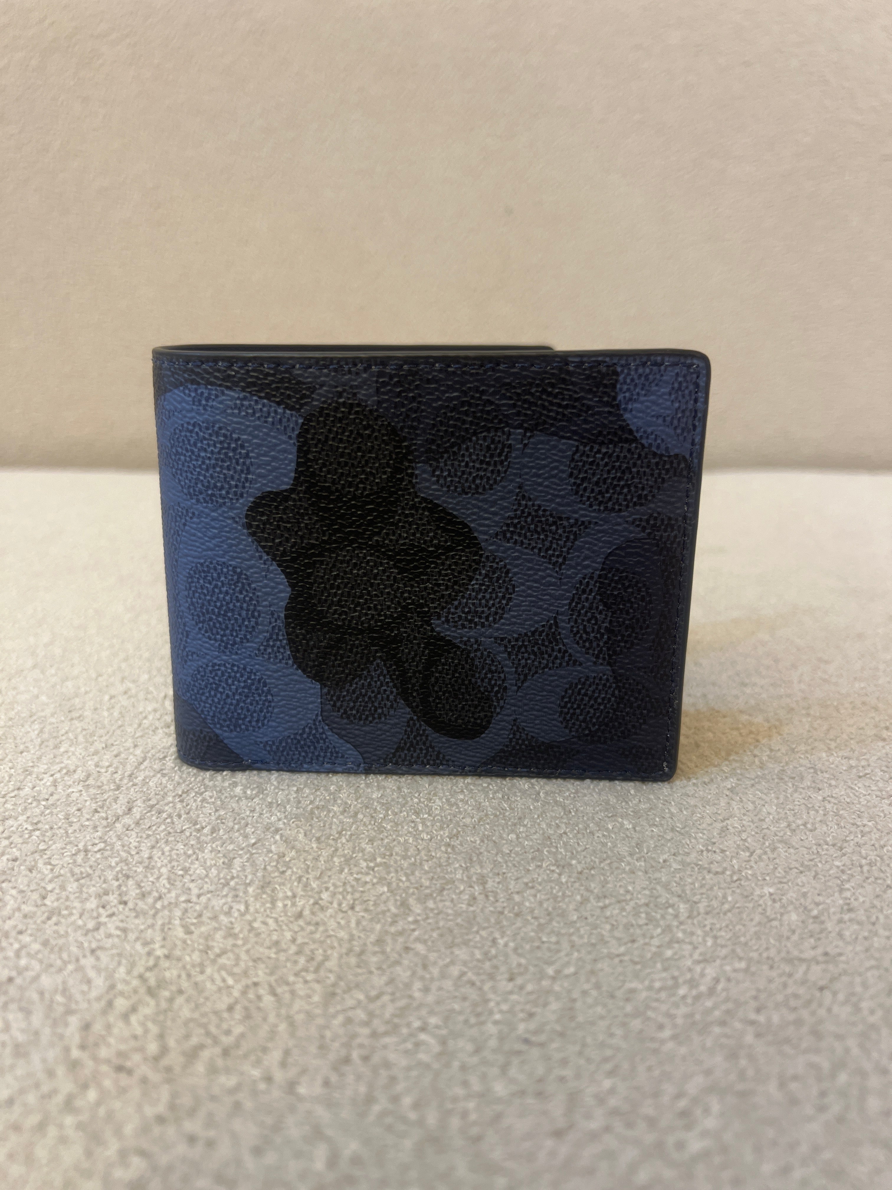 Coach 3-In-1 Wallet in Signature Camo Print