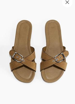 H&M Crossover-Strap Sandals — Beige