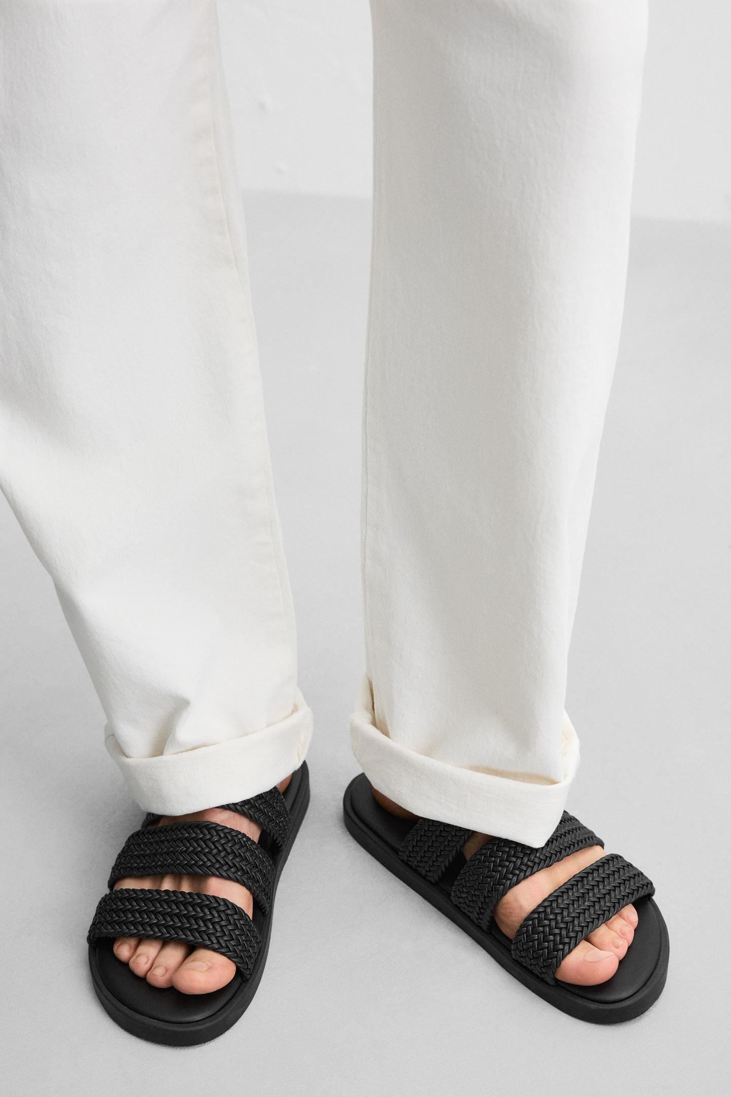 SANDALES À BRIDES TRESSÈES