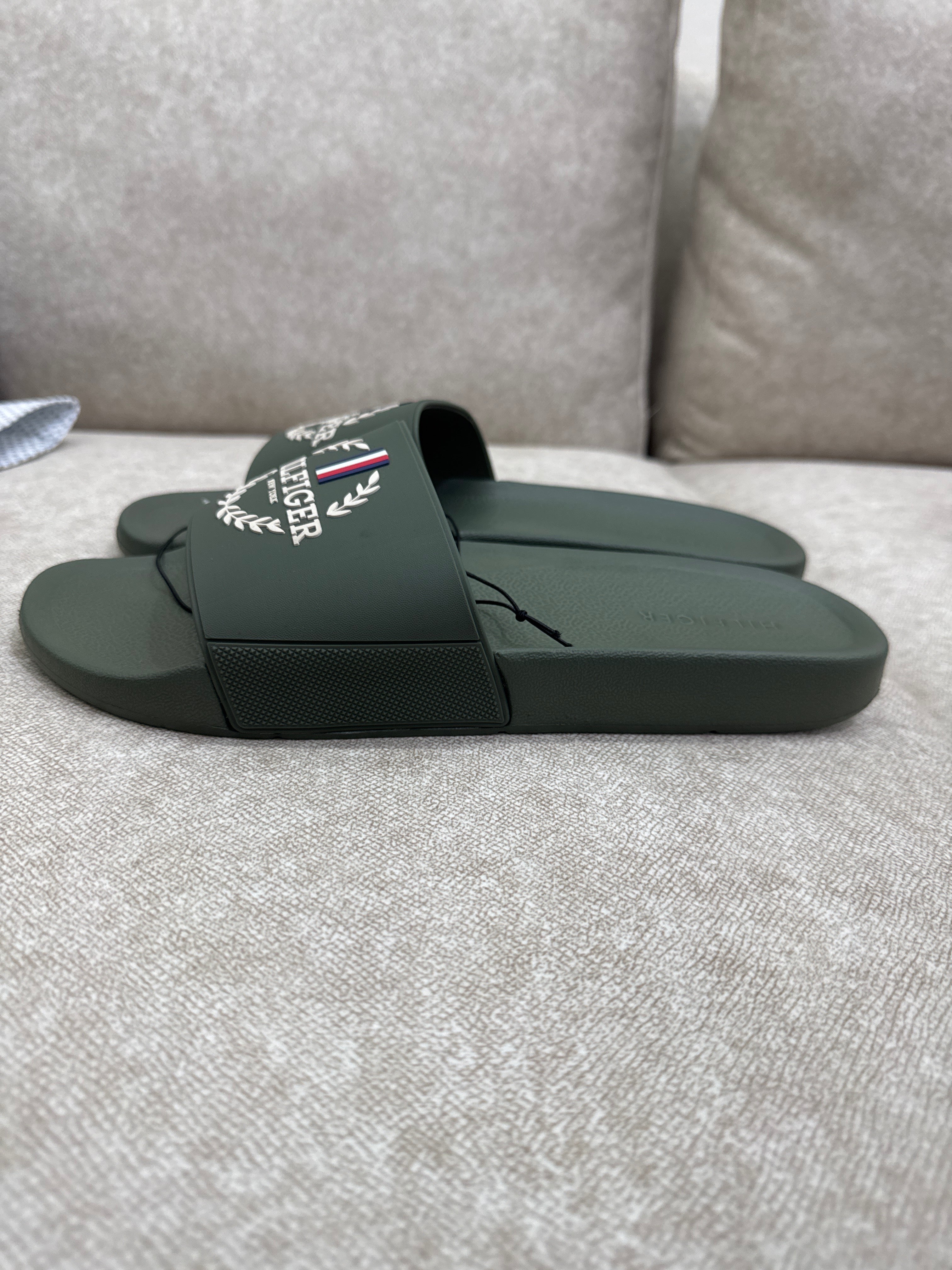 Tommy Hilfiger Slides