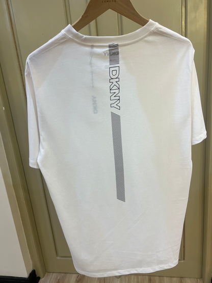 DKNY t-shirt features a central chest logo with the "DKNY" branding