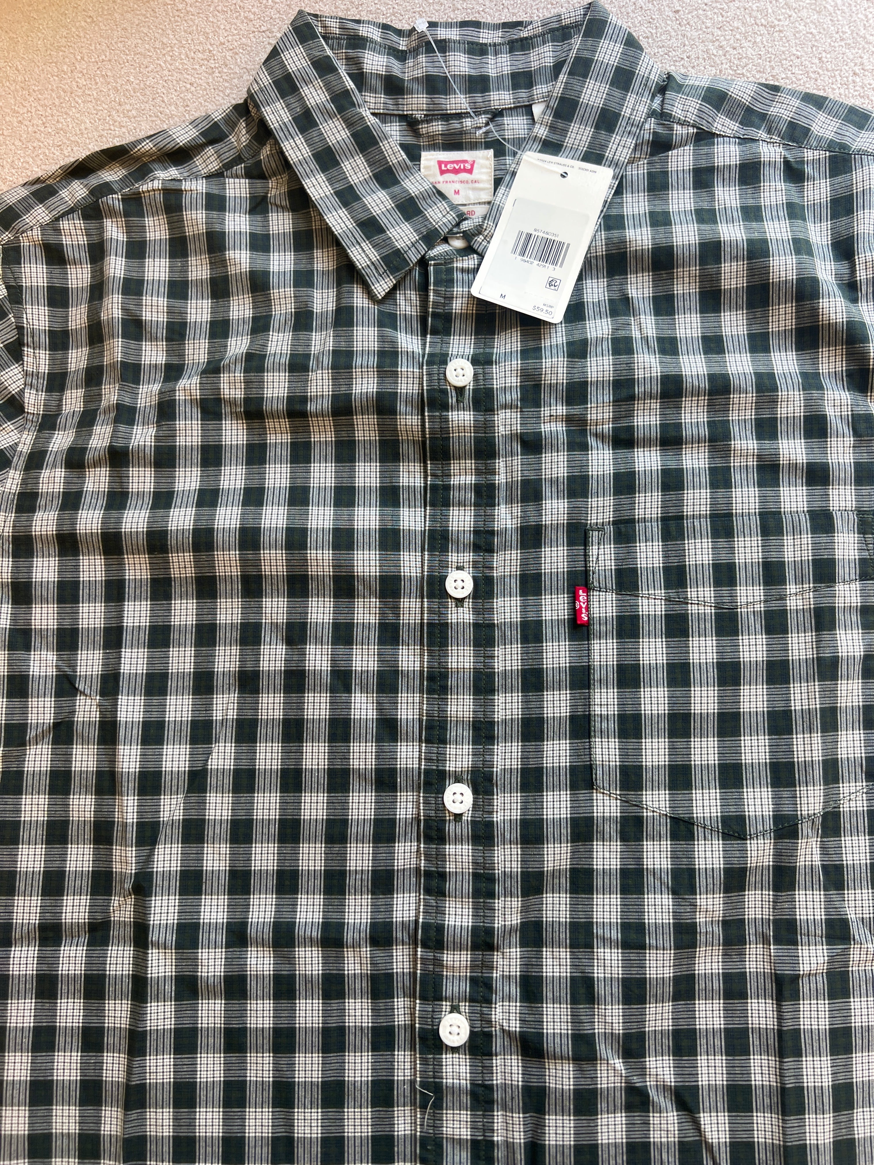 Levi's Classic One Pocket Standard Fit Shirt in a green and white check pattern
