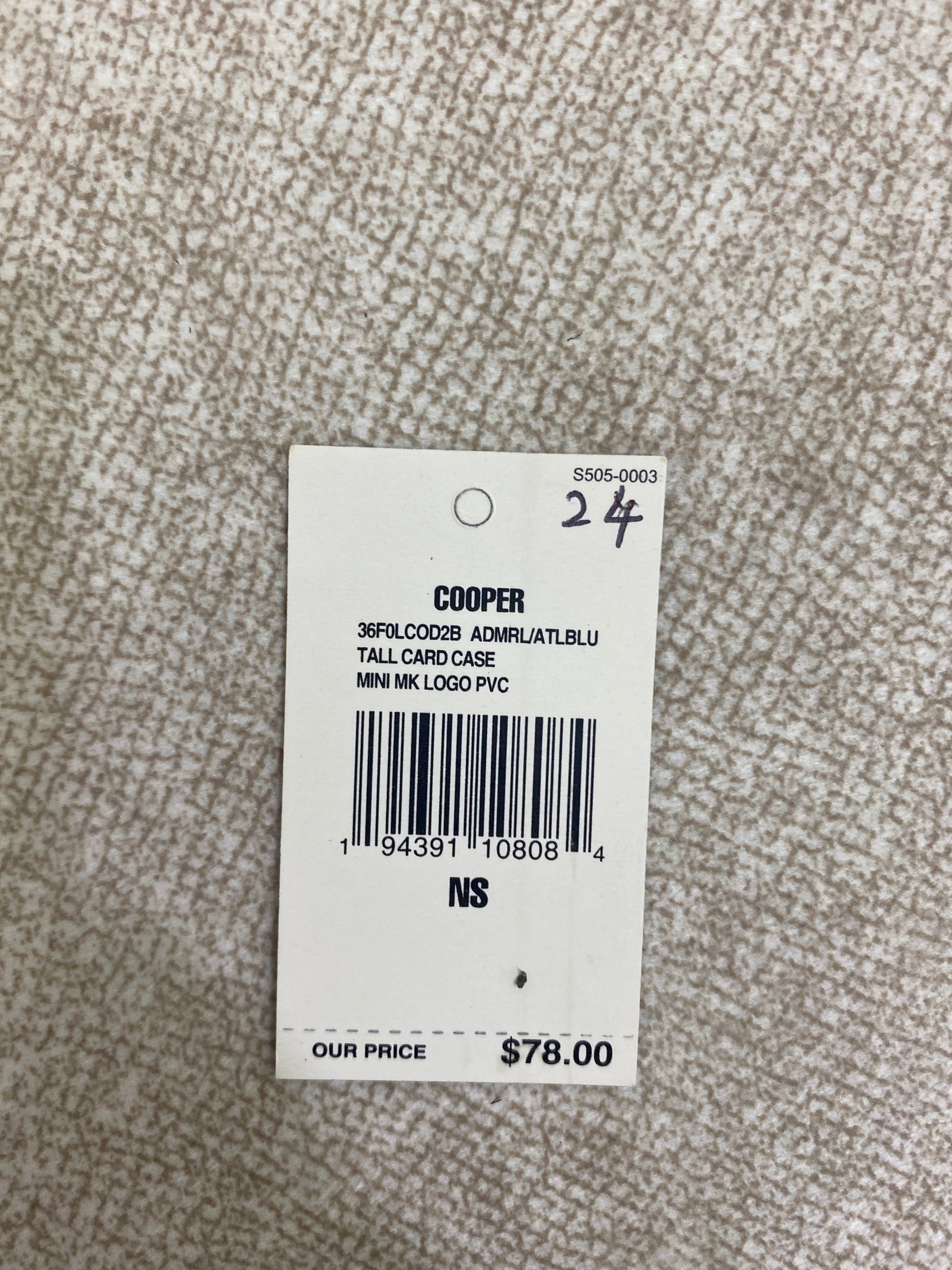 24 Michael Kors Mens Greyson Color-Block Logo Tall Card Case