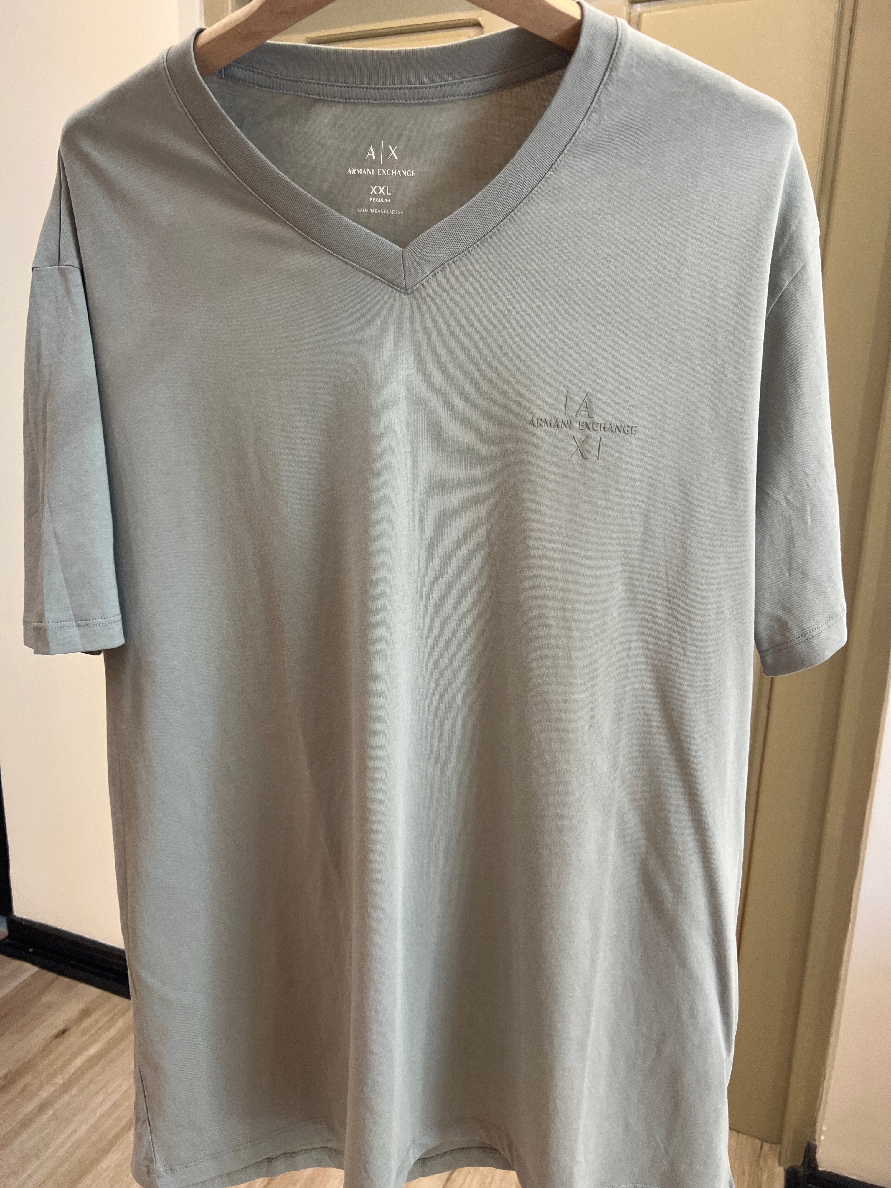 Armani Exchange V-neck t-shirt