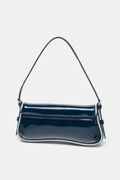 CONTRAST PATENT-EFFECT SHOULDER BAG