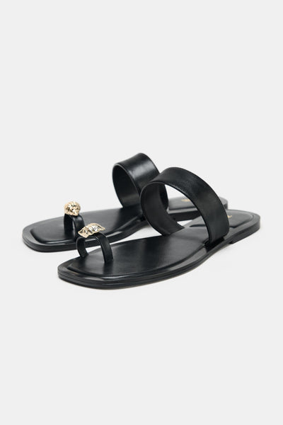 Black leather Zara sandals
